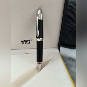 MONT BLANC Great Characters Walt Disney Special Edition ballpoint pen